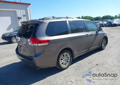 2014 Toyota Sienna Xle V6 8 Passenger из США, поврежденный, VIN 5TDYK3DC2ES458548